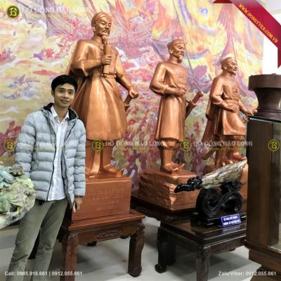 Đúc Tượng Trần Hưng Đạo Cầm Cuốn Thư 1m6