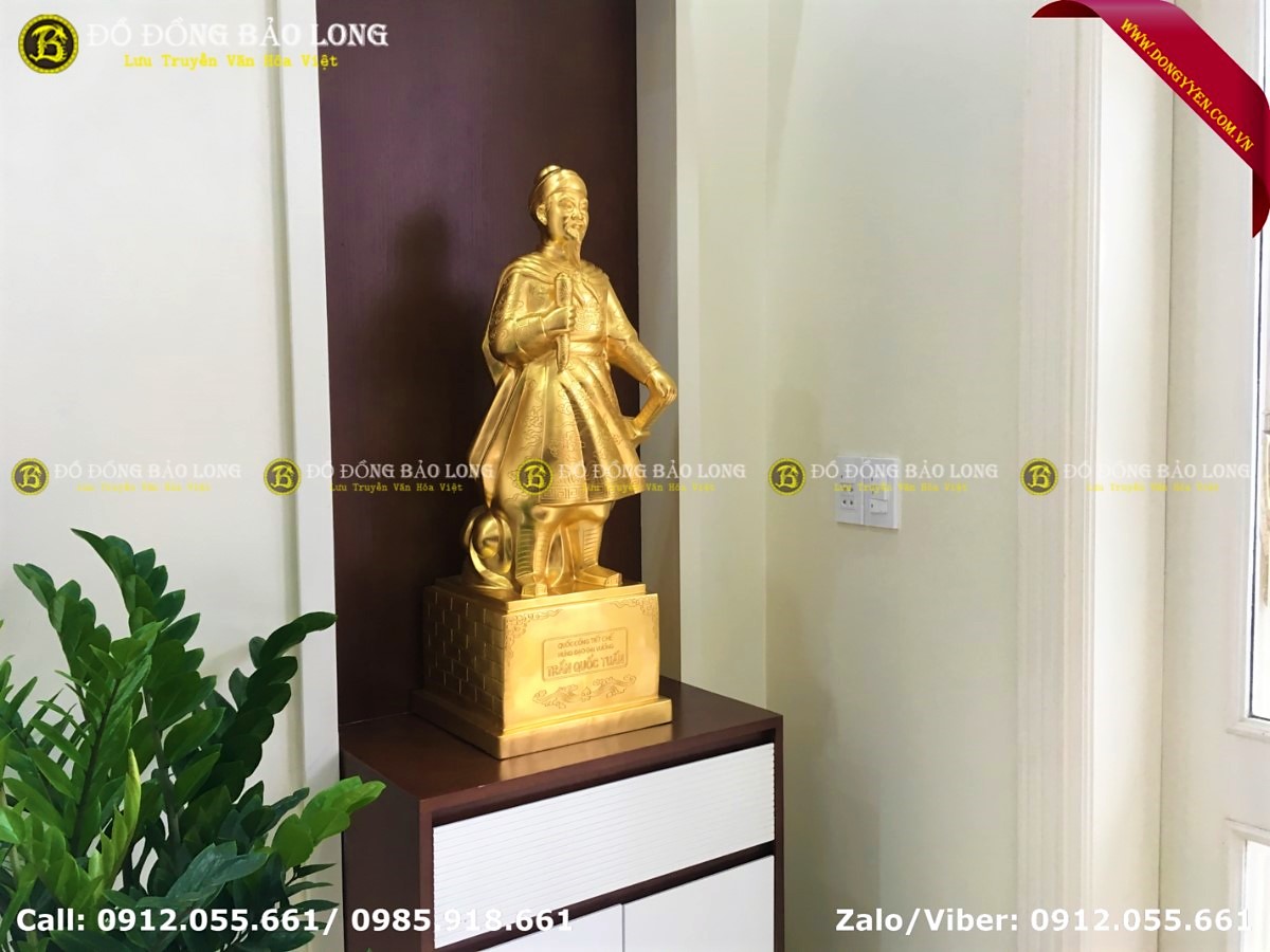 tượng trần hưng đạo
