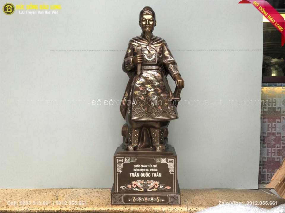tượng trần hưng đạo