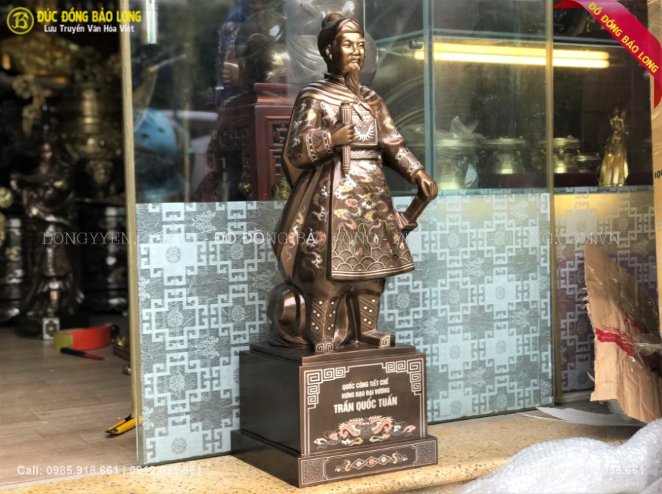 tượng trần hưng đạo khảm