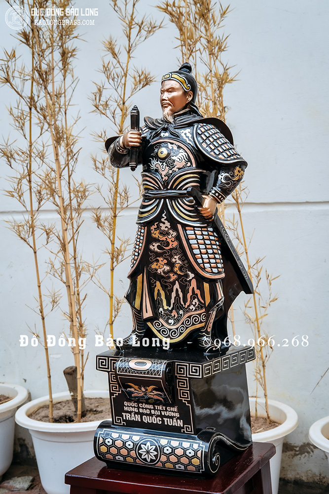 Tượng Trần Quốc Tuấn bệ thuyền bằng đồng khảm tam khí cao 61cm