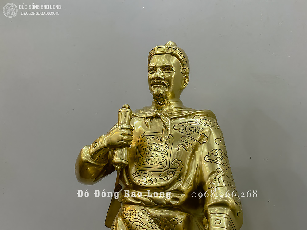 Tượng Hưng Đạo Vương Trần Quốc Tuấn Bằng Đồng Vàng Katut Cao 61Cm