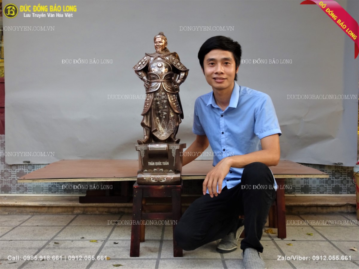 tượng trần hưng đạo bệ thuyền 81cm