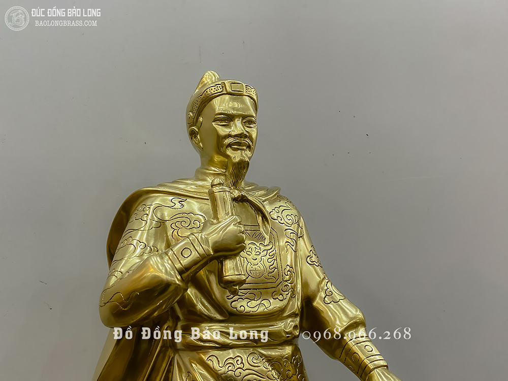 Tượng Hưng Đạo Vương Trần Quốc Tuấn Bằng Đồng Vàng Katut Cao 61Cm